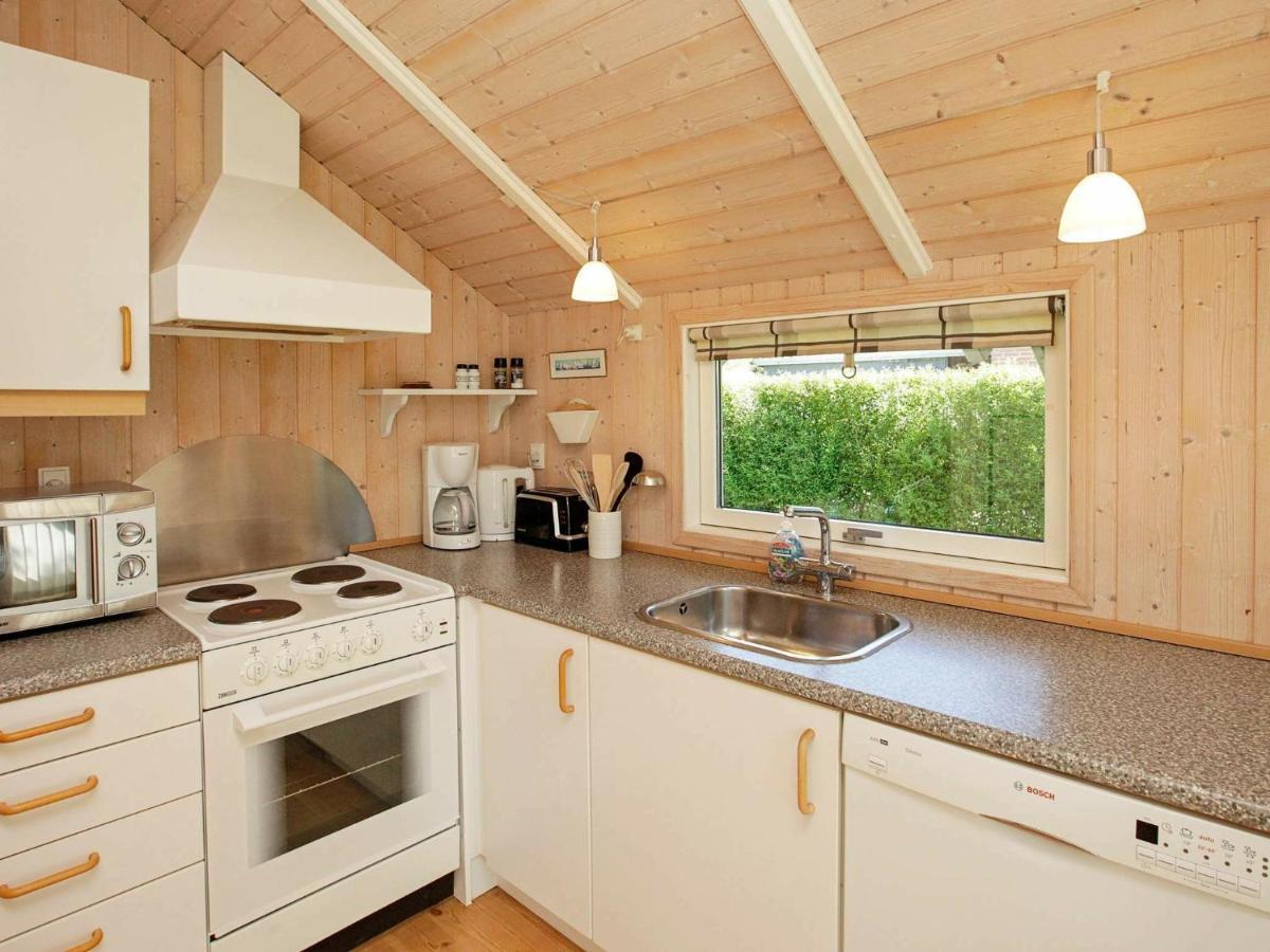 5 Person Holiday Home In Esbjerg V Rum bild