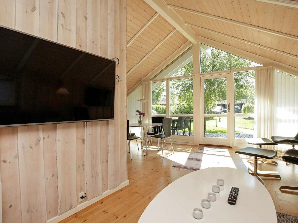 5 Person Holiday Home In Esbjerg V Exteriör bild